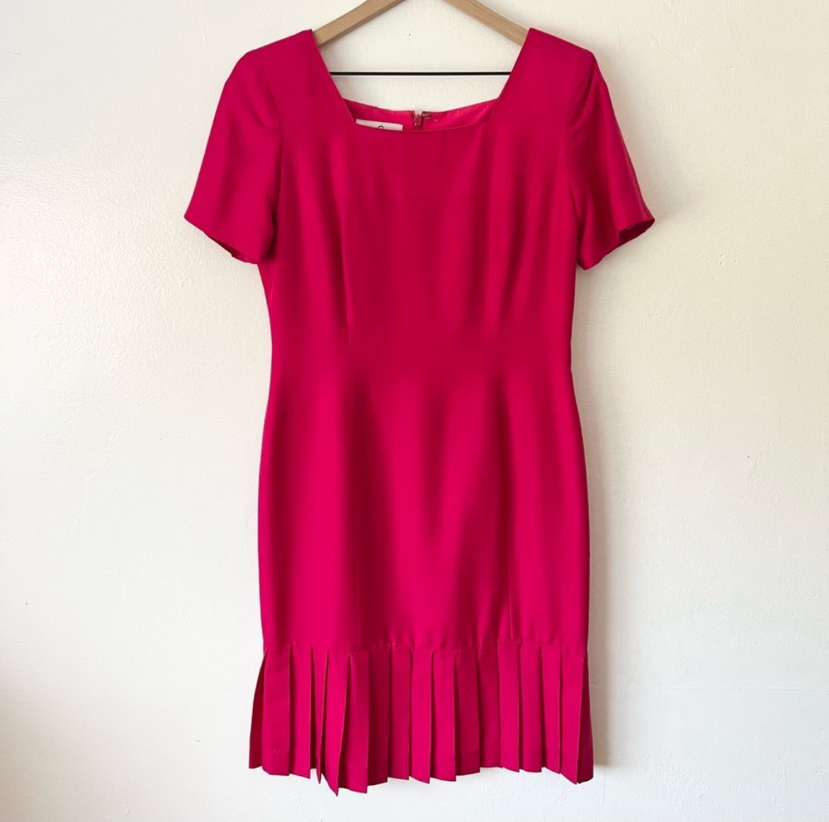 oleg cassini red dress Oleg Cassini Vintage 1980s Red Gold Silver Silk