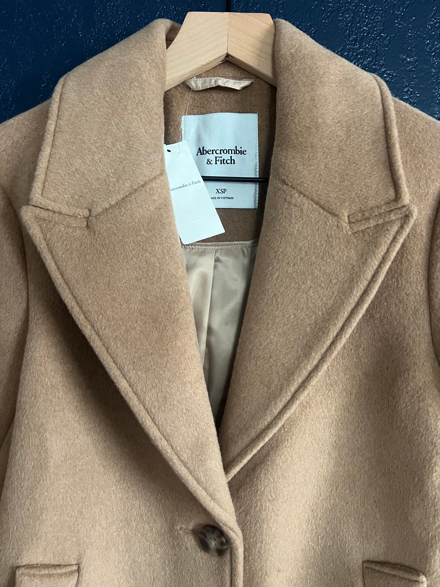 Abercrombie & Fitch Wool-Blend Tailored Topcoat in Camel