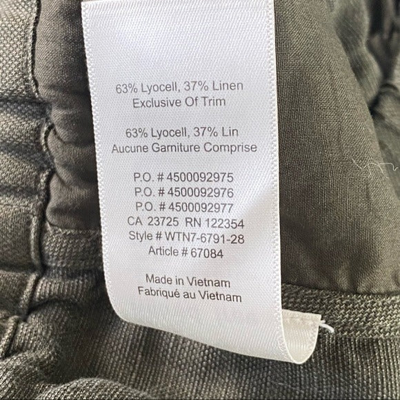 Wilfred Free Green Linen Blend Shorts