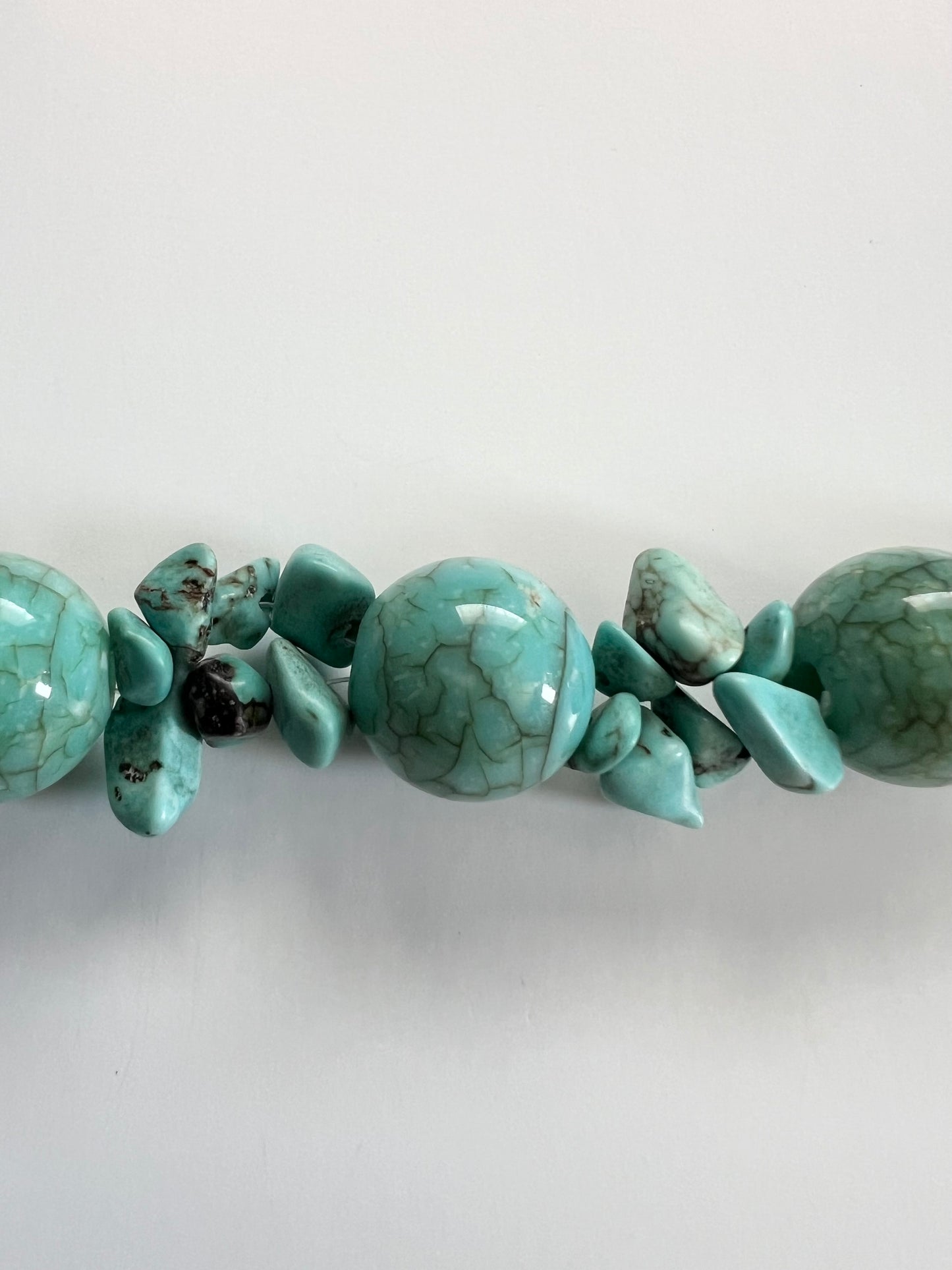 Vintage Teng Yue Turquoise Beaded Bracelet