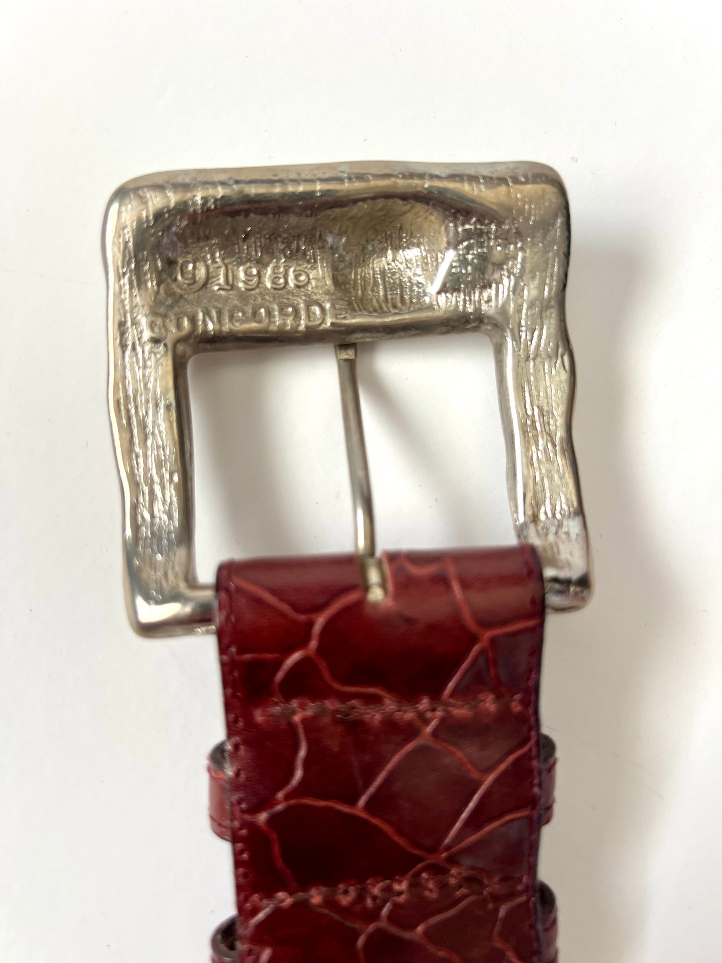 Vintage Ellen Tracy Burgundy Croc-Embossed Belt