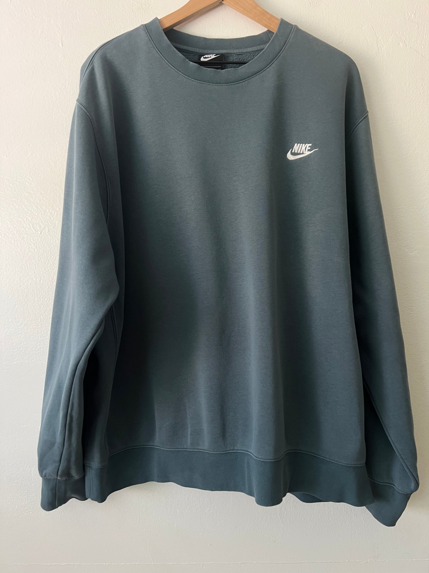 Nike Club Crewneck Sweatshirt