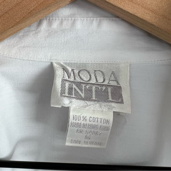 Moda Int’l Vintage White Oversized Cotton Button-up