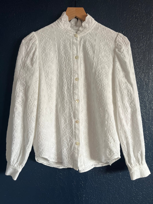 Petite Studio White Eyelet Embroidered Button Front Long Sleeve Blouse