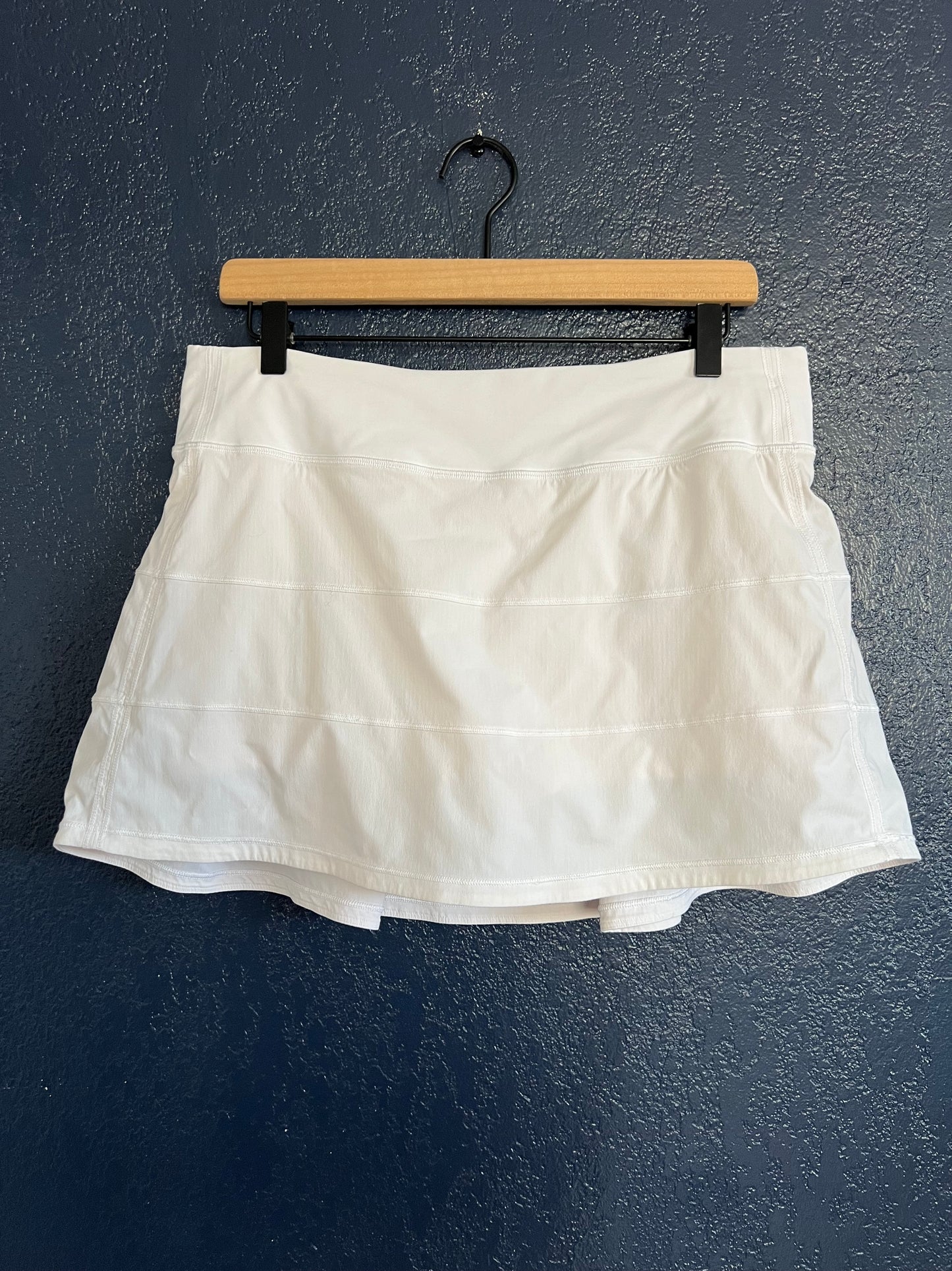 Lululemon Pace Rival Mid-Rise Skirt
Long