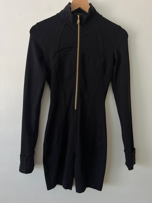 Lululemon Define Long Sleeve Bodysuit