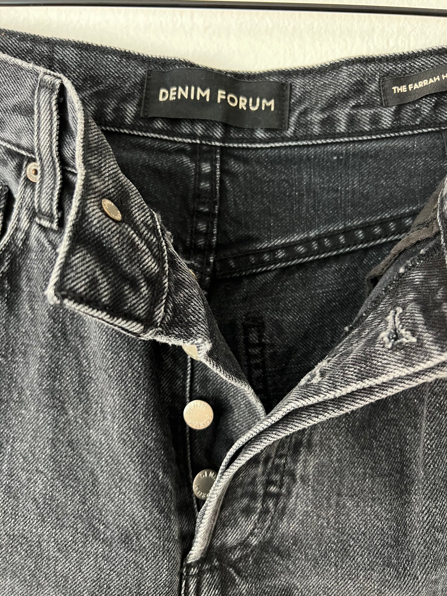 Aritzia Denim Forum The Farrah High Rise Wide Leg Jean