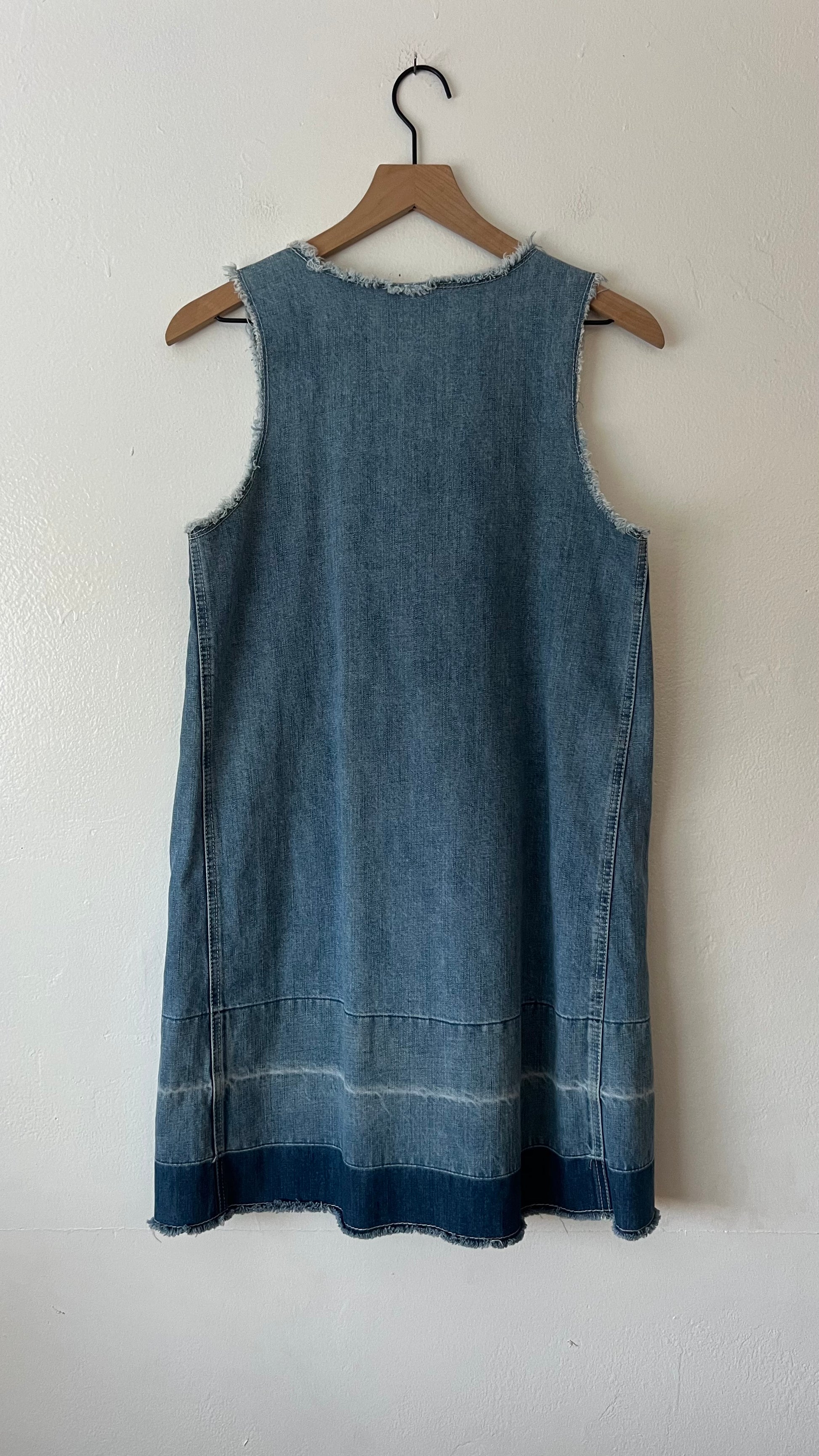 holding horses denim dress Holding Horses Denim Dress, Women's Fashion, Dresses & Sets, Dresses on Carousell