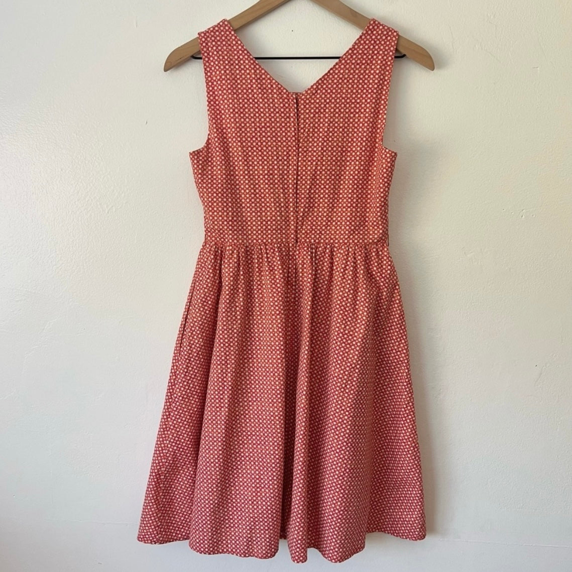 Myrtlewood of Californian Dotted Knee-length Sundress