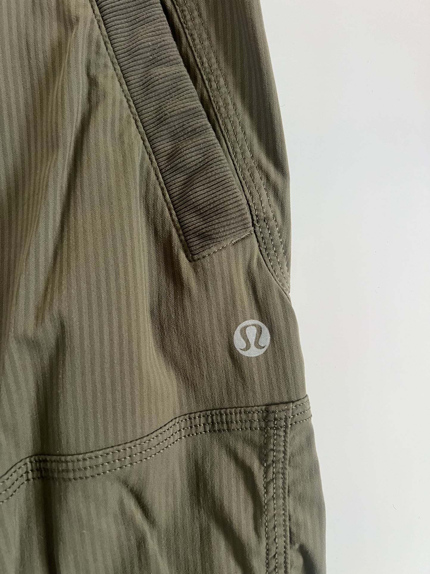 Lululemon Studio Crop Pants