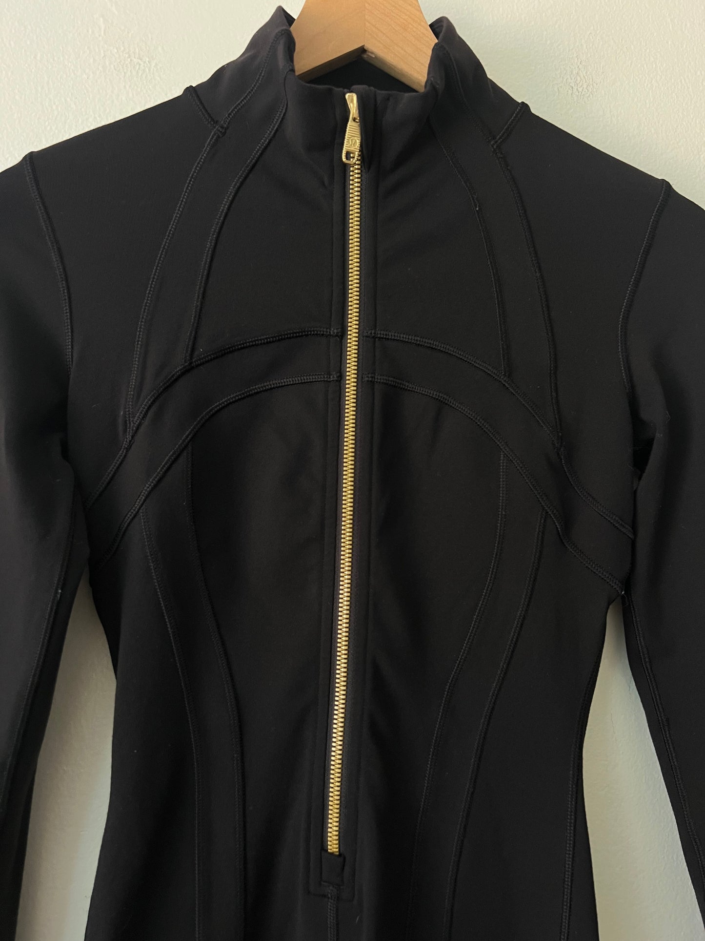 Lululemon Define Long Sleeve Bodysuit
