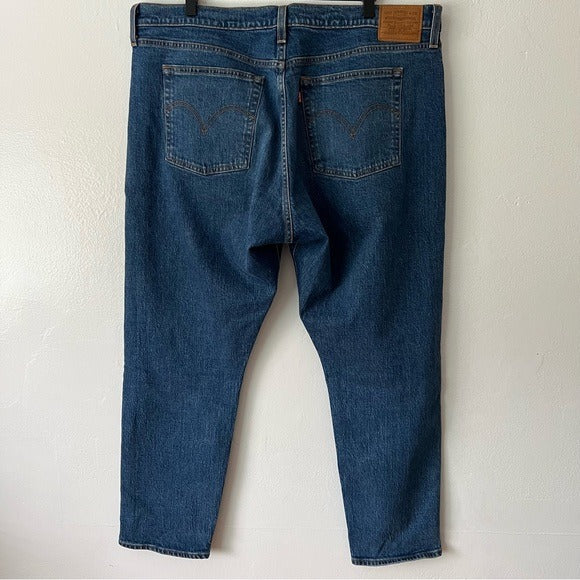 Levi’s Wedgie Tapered Fit Jean